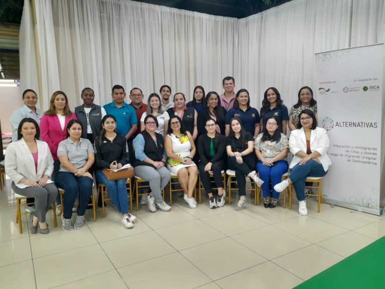 GIZ y FUNDAHRSE promueven el desarrollo de la formación para el empleo de jóvenes en Honduras